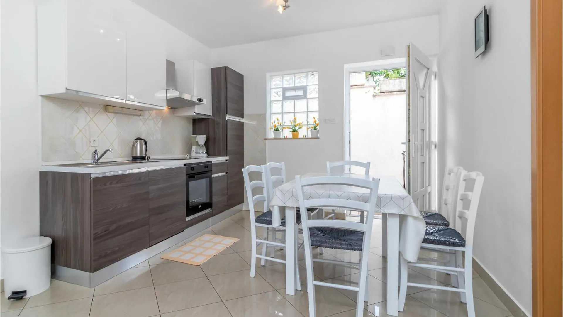 Awesome Apartment In Jadranovo With Kitchen Croatia